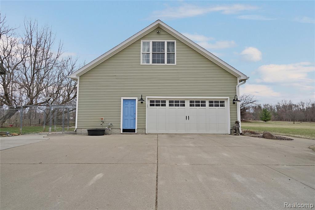 3690 Brauer Road, Oxford, MI 48371 — Photo 39