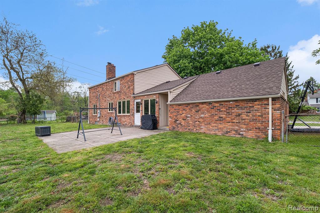 6508 FLINTLOCK Ridge, Shelby Twp, MI 48317 — Photo 24