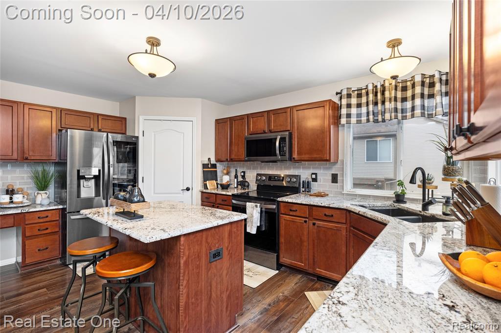 42756 Winding Pond Trail, Belleville, MI 48111 — Photo 26