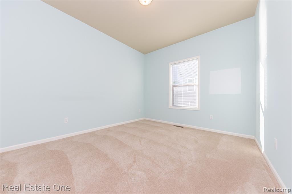 9970 Whispering Woods Drive, Pinckney, MI 48169 — Photo 25