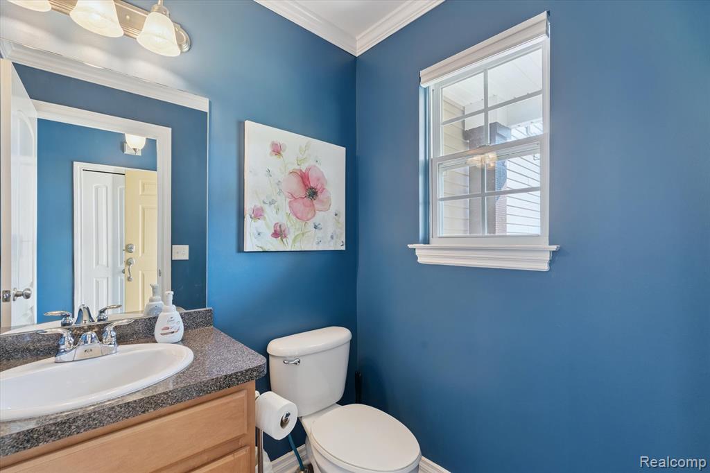 7056 Glenmeadow Court, Grand Blanc, MI 48439 — Photo 20