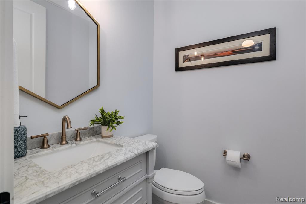 709 S Blair Avenue, Royal Oak, MI 48067 — Photo 17
