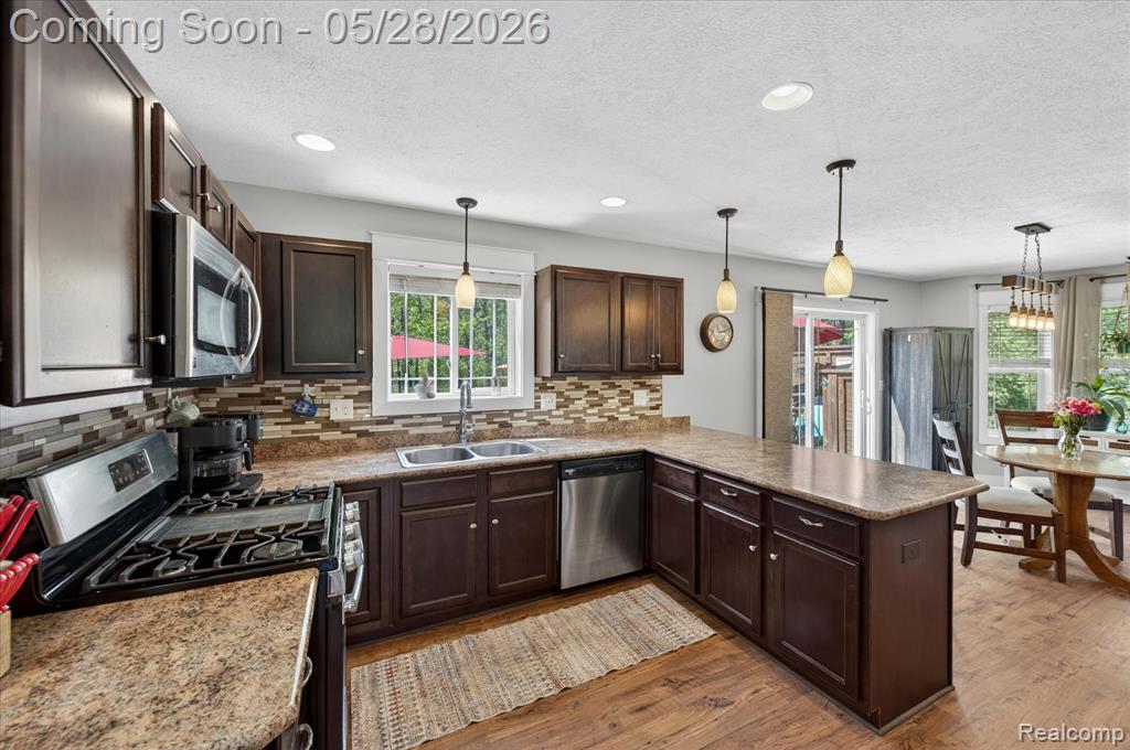 6745 THUNDER Lane, Lansing, MI 48906 — Photo 13