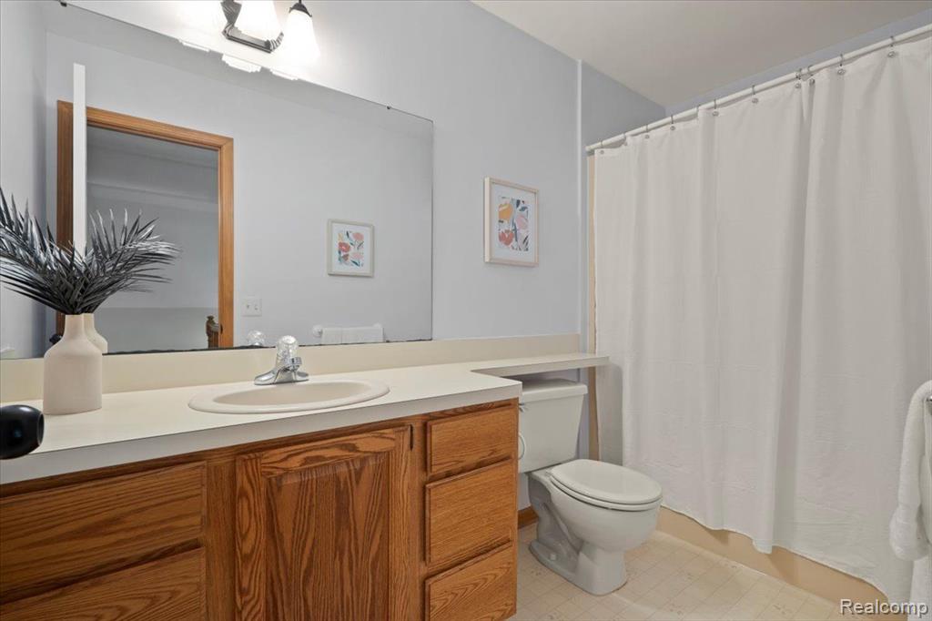 845 Rowlinson Lane, Ortonville, MI 48462 — Photo 39