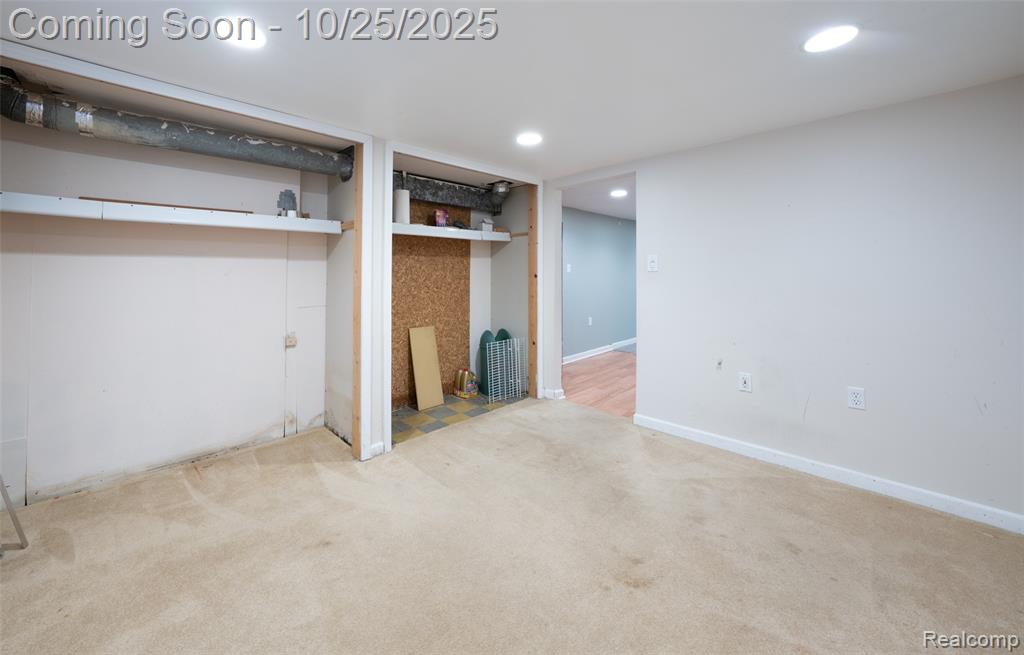 4073 Silver Birch Drive, Waterford, MI 48329 — Photo 21