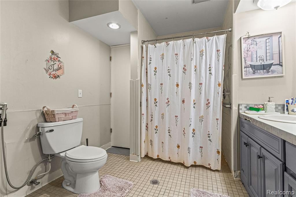 6429 N Beech Daly Road, Dearborn Heights, MI 48127 — Photo 22
