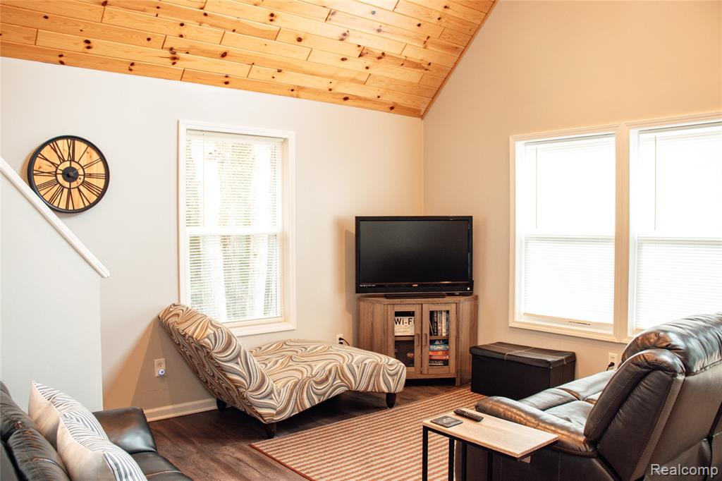 4981 Sherwood Drive, Oscoda, MI 48750 — Photo 16