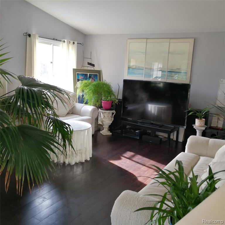40745 N Northville Trail, Northville, MI 48168 — Photo 2