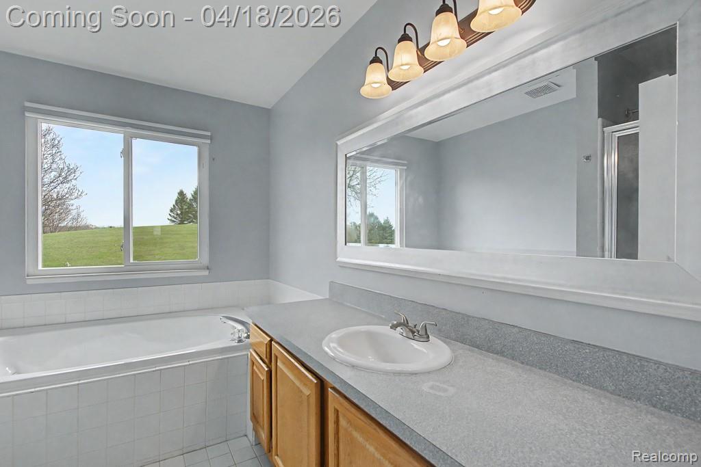 523 Dorchester Way, Milford, MI 48381 — Photo 26