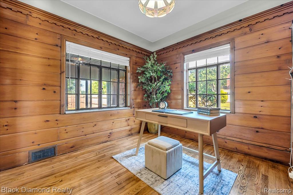 5500 Harvard Road, Detroit, MI 48224 — Photo 27