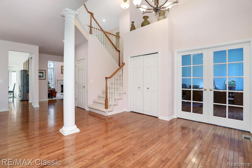 41547 BURROUGHS Avenue, Novi, MI 48377 — Photo 8