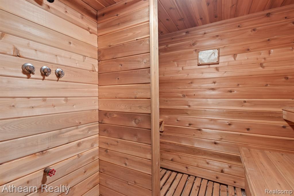 5126 Braddock Court, Brighton, MI 48114 — Photo 63