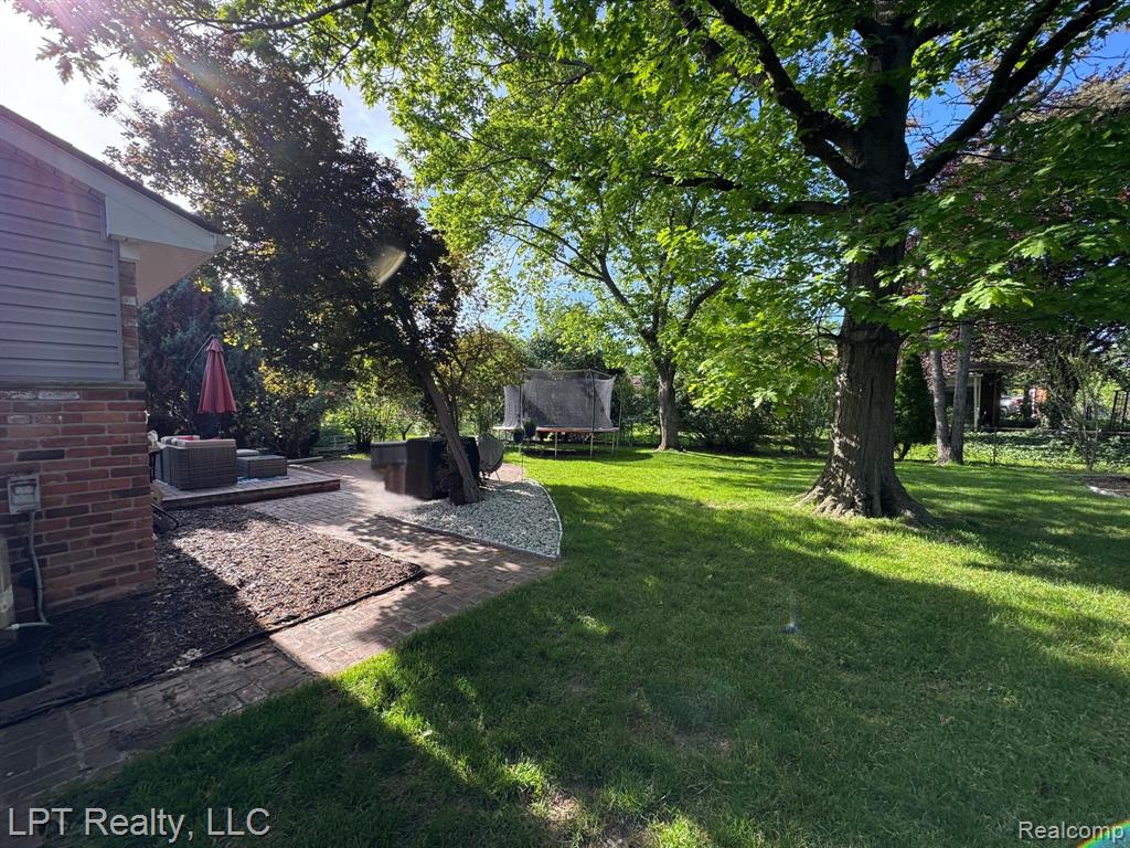 16282 Truwood, Woodhaven, MI 48183 — Photo 21