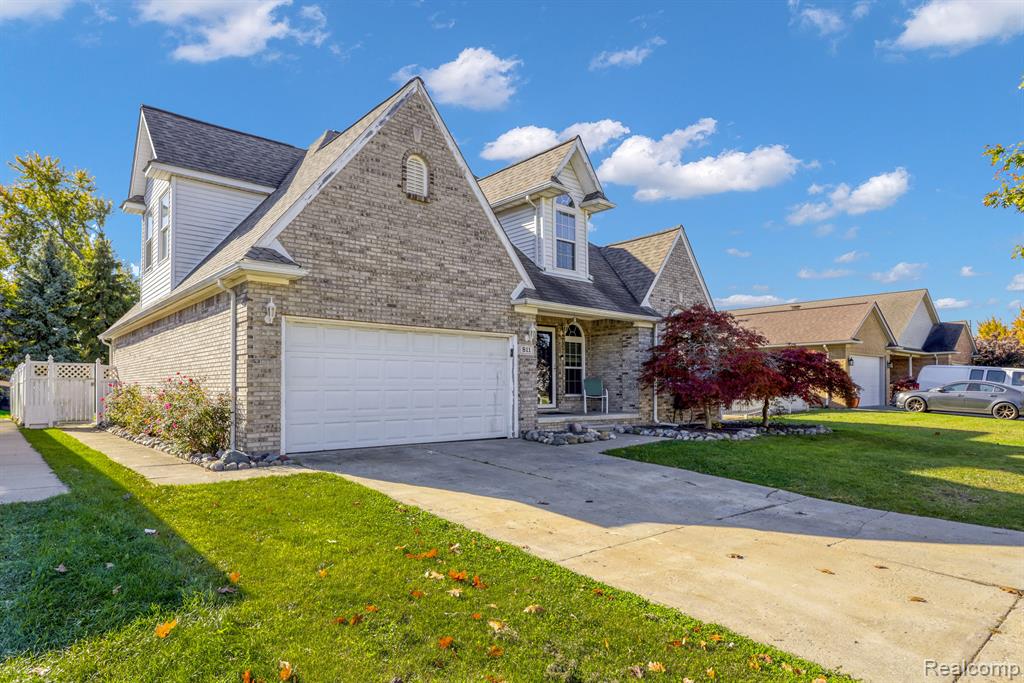 811 SAINT JOHNS Boulevard, Lincoln Park, MI 48146 — Photo 3