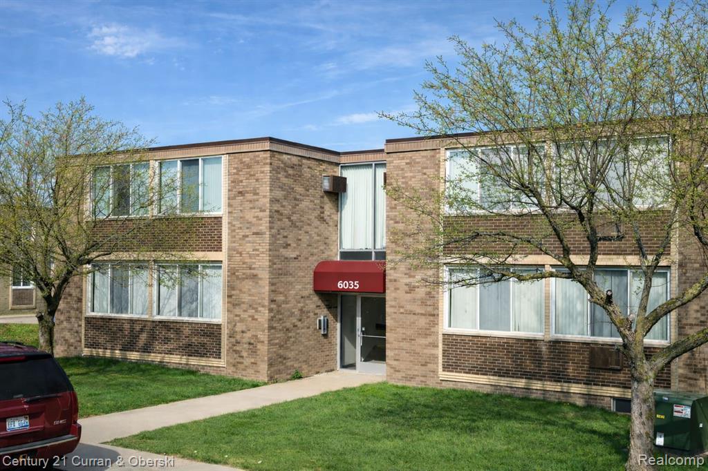 6035 SOUTHFIELD Road, Detroit, MI 48228
