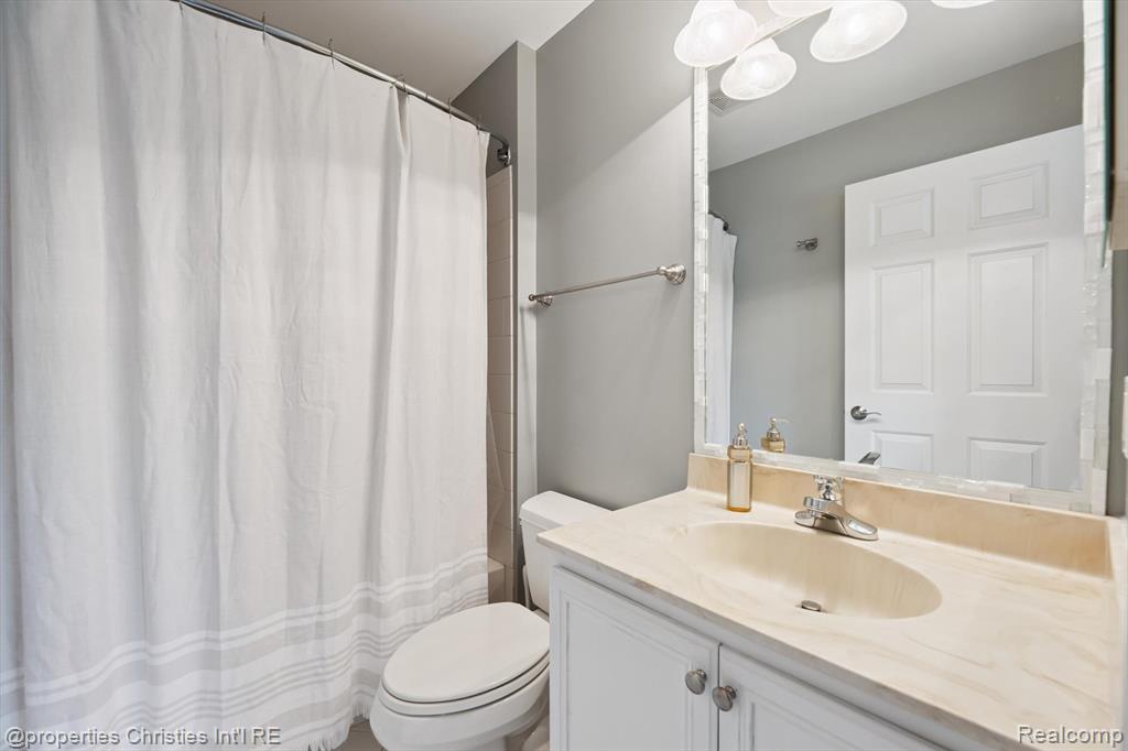 15908 CRYSTAL DOWNS E, Northville, MI 48168 — Photo 44