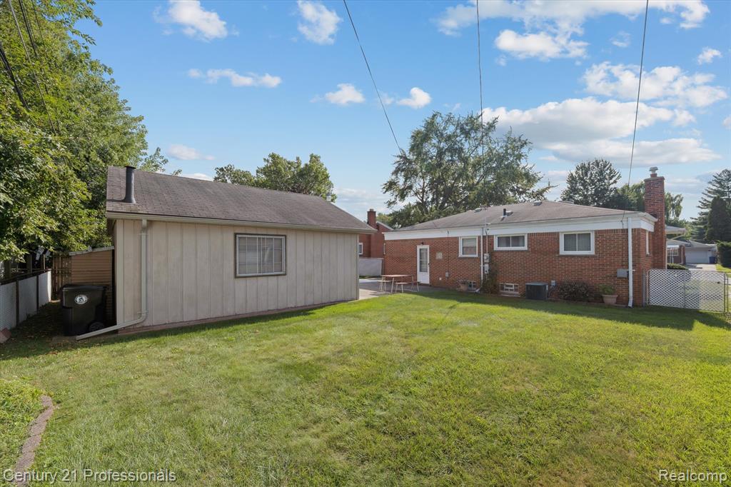 9022 Winston, Redford, MI 48239 — Photo 38