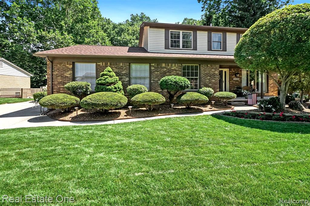 46322 HOUGHTON Drive, Shelby Twp, MI 48315 — front exterior