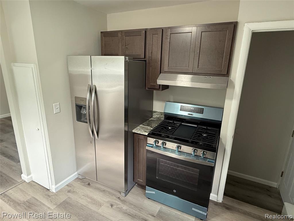 536 Emerson Avenue, Pontiac, MI 48342 — Photo 9