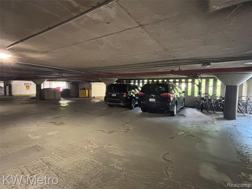 1300 E Lafayette Street, 1001, Detroit, MI 48207 — Photo 51