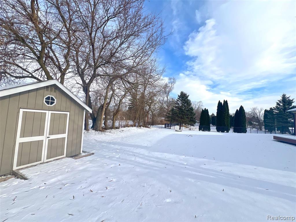 47546 Belmont Drive, Belleville, MI 48111 — Photo 67