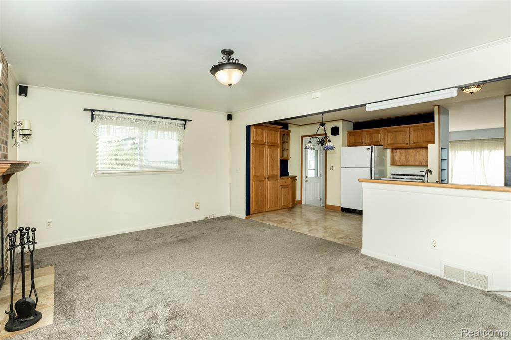 1121 Windham Street, Westland, MI 48186 — Photo 8