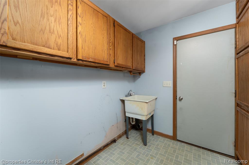 7514 Olde Sturbridge Trail, Clarkston, MI 48348 — Photo 14