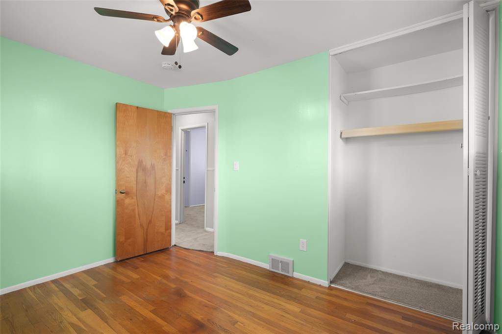 7043 N Wildwood Street, Westland, MI — Photo 15