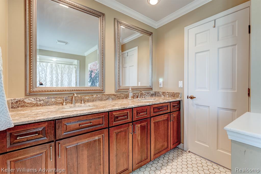 46603 Greenridge Drive, Northville, MI 48167 — Photo 35