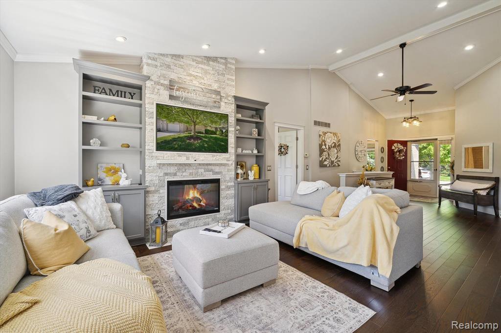 22270 QUAIL RUN Circle, 2, South Lyon, MI 48178 — Photo 10