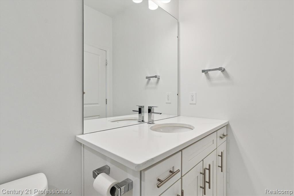 2843 DILLON Drive, Ann Arbor, MI 48105 — Photo 25