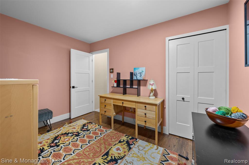 5066 Elmhurst Avenue, Royal Oak, MI 48073 — Photo 16