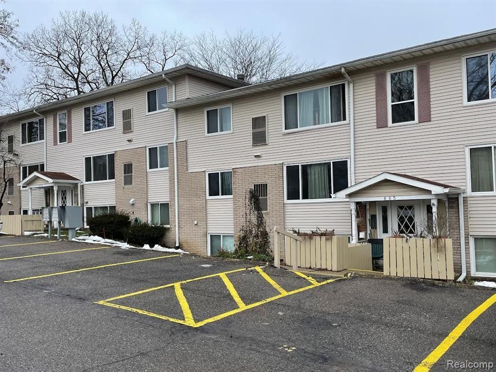 865 E SUMMIT Street, Milford, MI 48381 — Photo 22