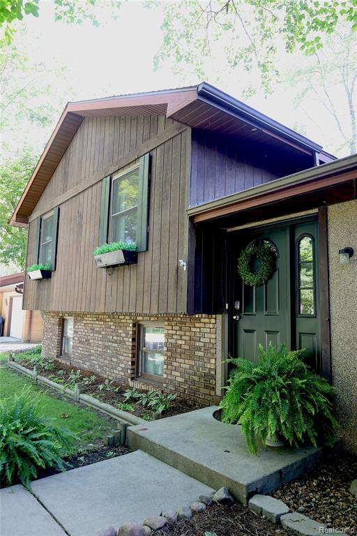 9509 Midland Road, Freeland, MI 48623 — Photo 3