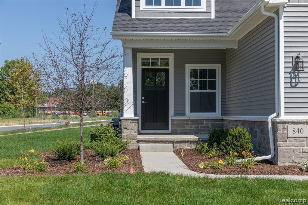 701 ANDER Lane, 89, White Lake, MI — Photo 2