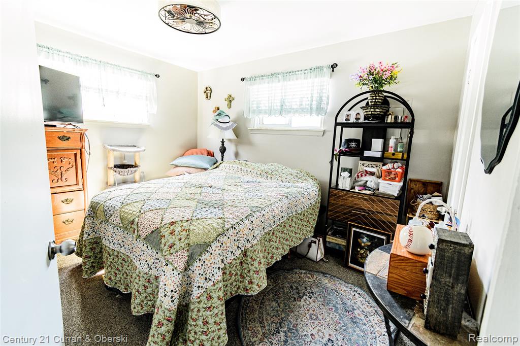 4644 Gertrude Street, Dearborn Heights, MI 48125 — Photo 15