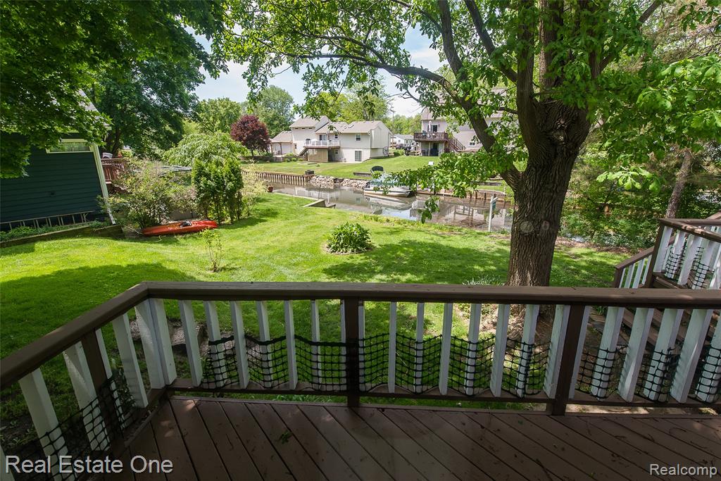 8402 Scotia, Pinckney, MI 48169 — Photo 32