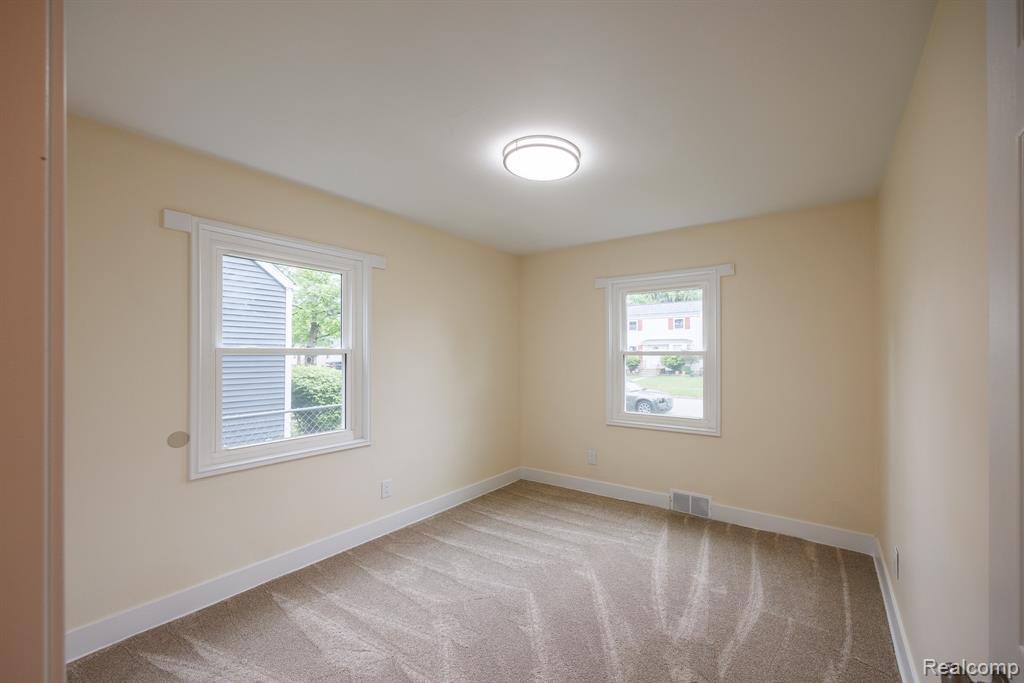 3301 Gratiot Avenue, Flint, MI 48503 — Photo 12
