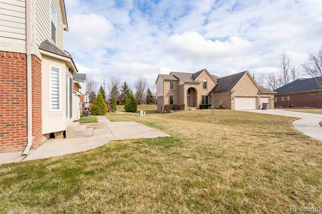 21196 Oak Ridge Drive, Clinton Twp, MI 48036 — Photo 58