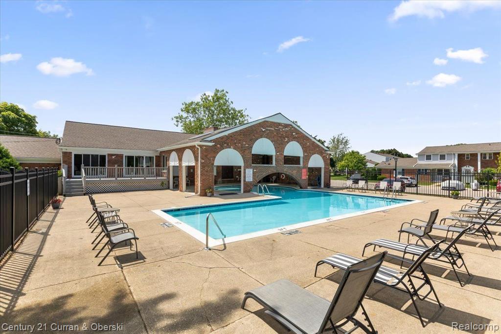 24582 OLDE ORCHARD Street, Novi, MI — Photo 22