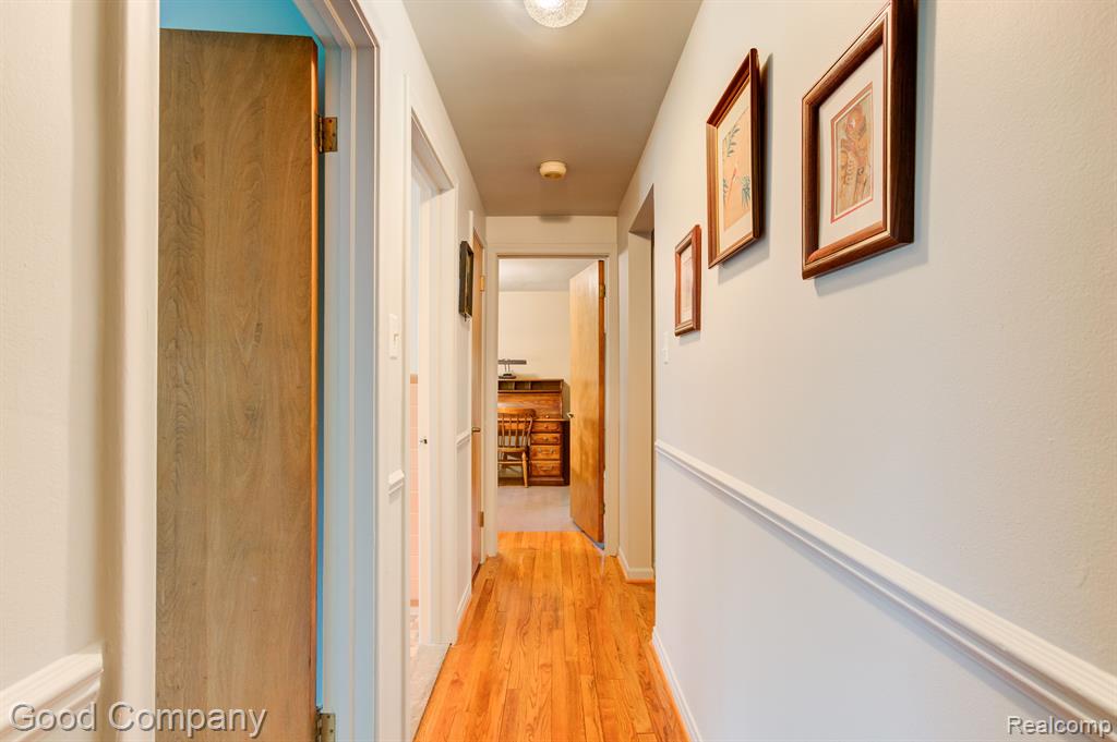 4008 PARKVIEW Drive, Royal Oak, MI 48073 — Photo 22