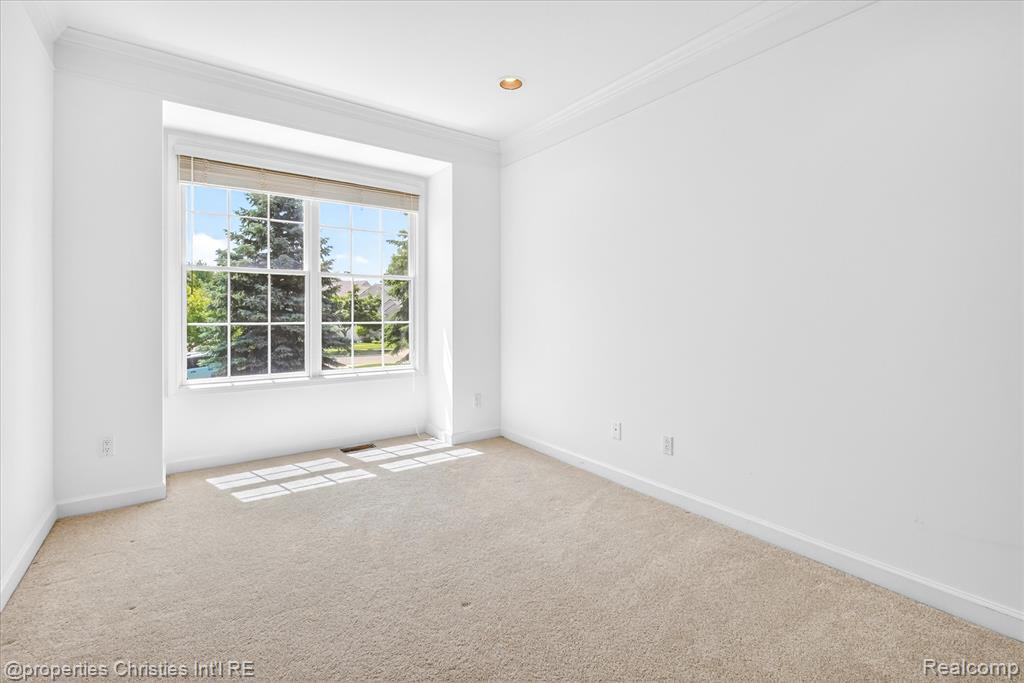 16502 Cypress Court, Northville, MI 48168 — Photo 24