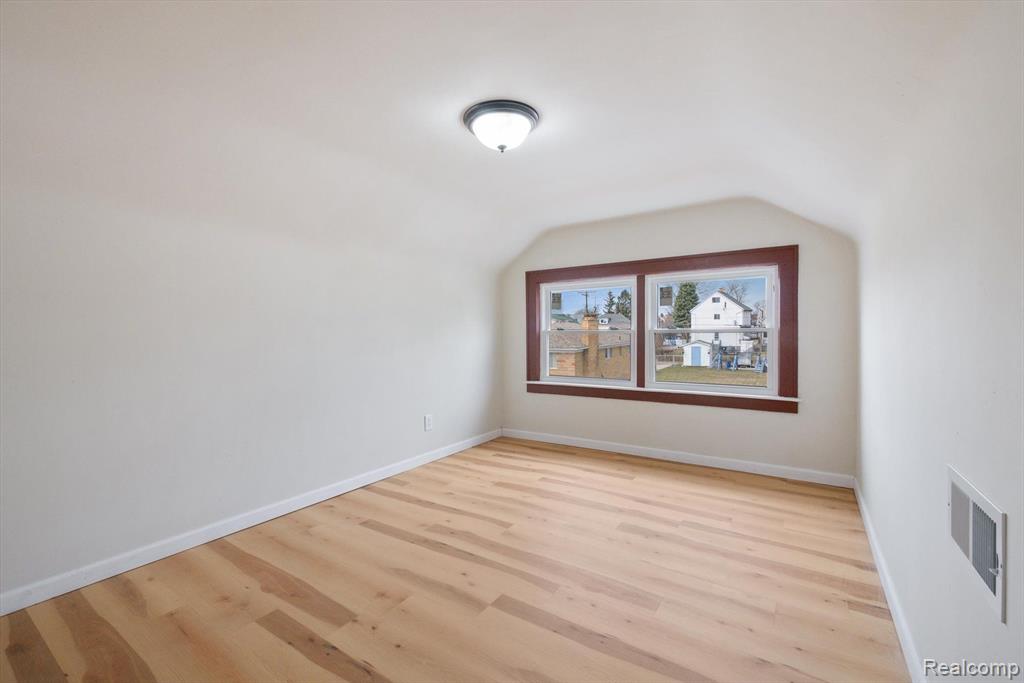 5014 BELMONT Street, Hamtramck, MI 48212 — Photo 29