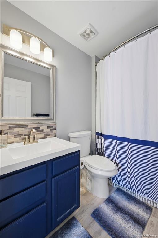 44569 GREENBRIAR Court, Belleville, MI 48111 — Photo 39
