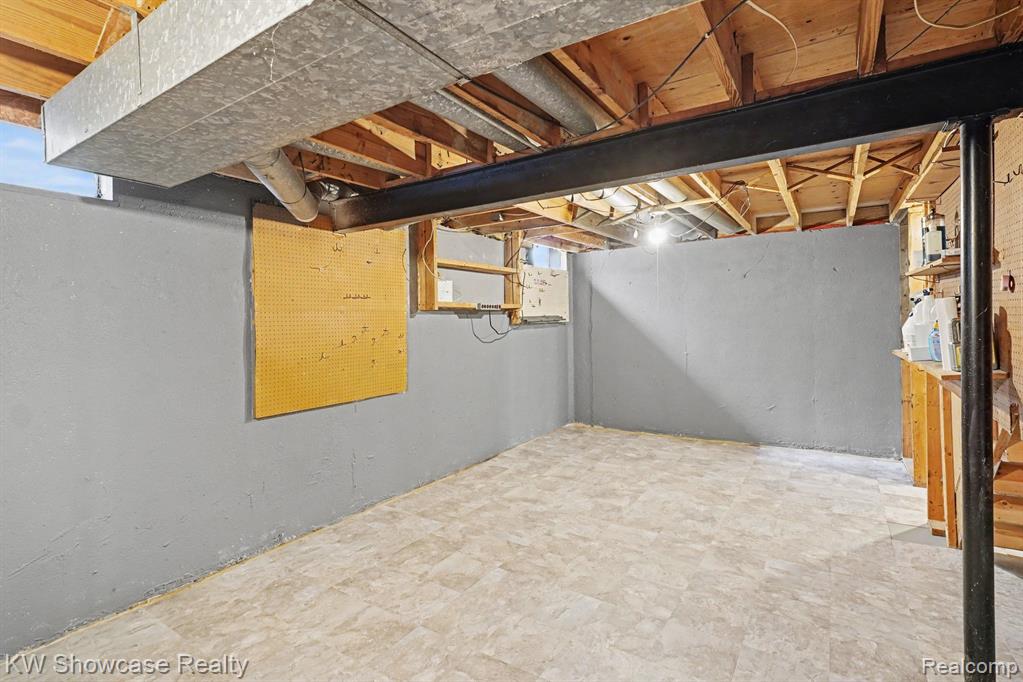 40652 Village Wood Road, Novi, MI — Photo 21