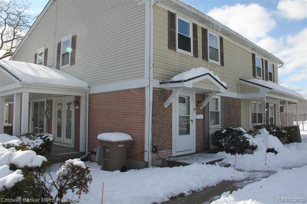 6 Beechwoode Lane, Pontiac, MI 48340 — Photo 2