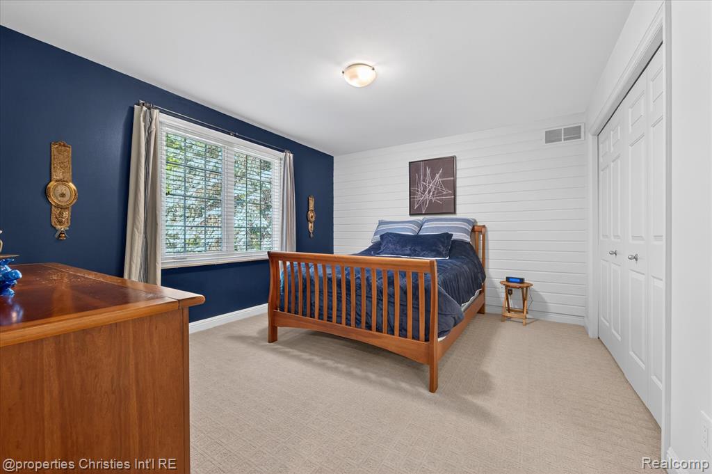 15639 Merion Court, Northville, MI 48168 — Photo 43