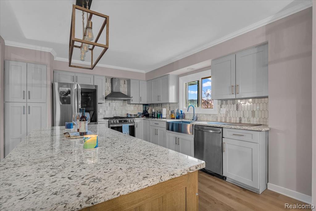 43939 Manitou Drive, Clinton Twp, MI 48038 — Photo 8
