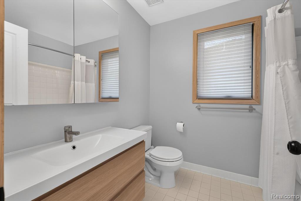 53293 Spurry Lane, New Baltimore, MI — Photo 37