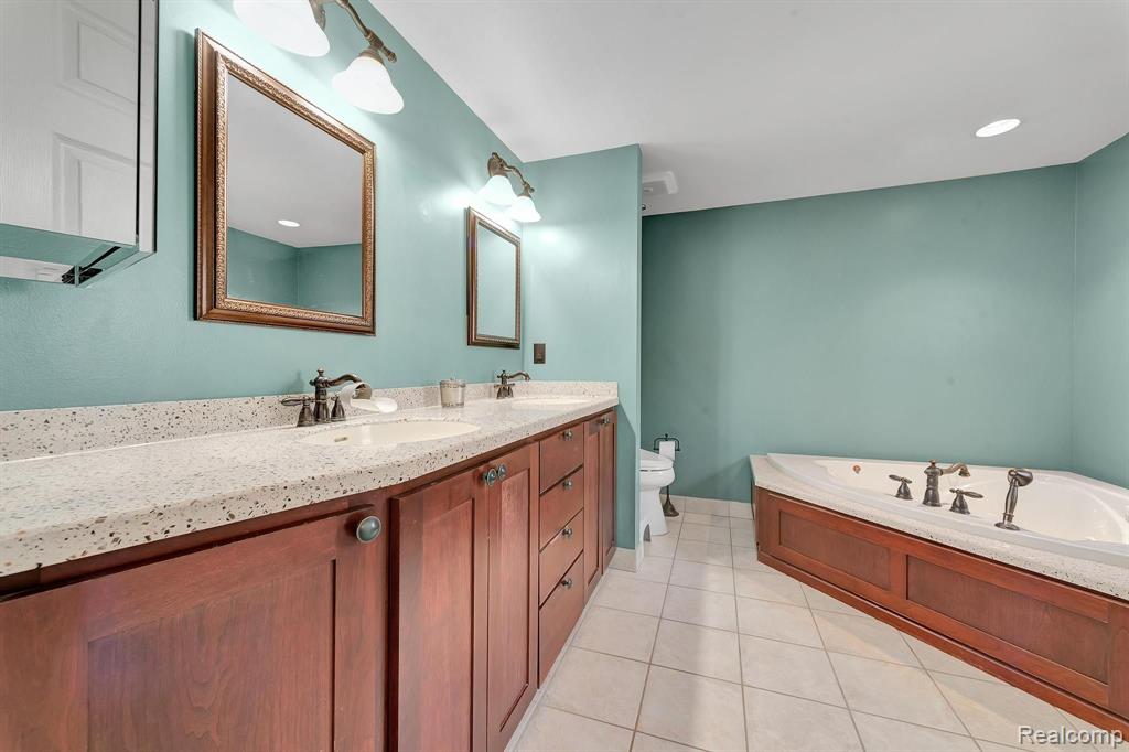 6440 CLARKSTON Road, Clarkston, MI — Photo 8